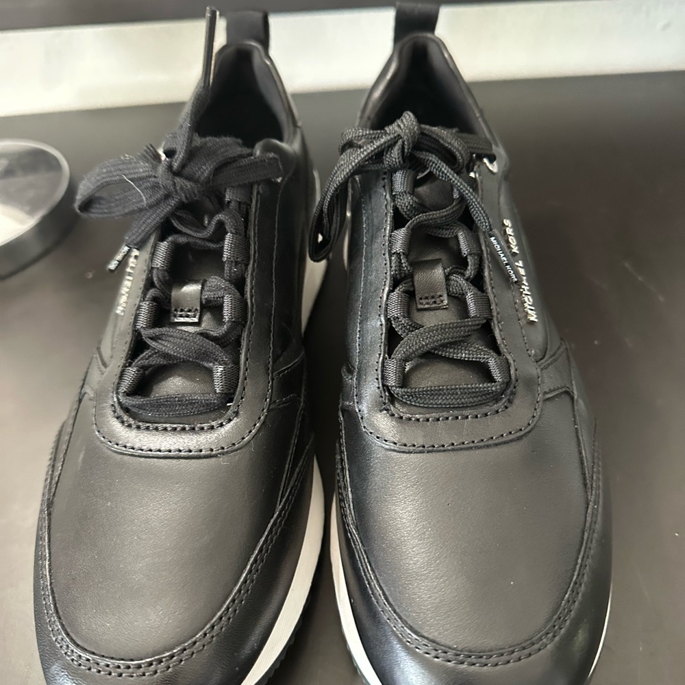 🆕Michael Kors Allie Stride Leather Sneakers - Picture 5 of 15
